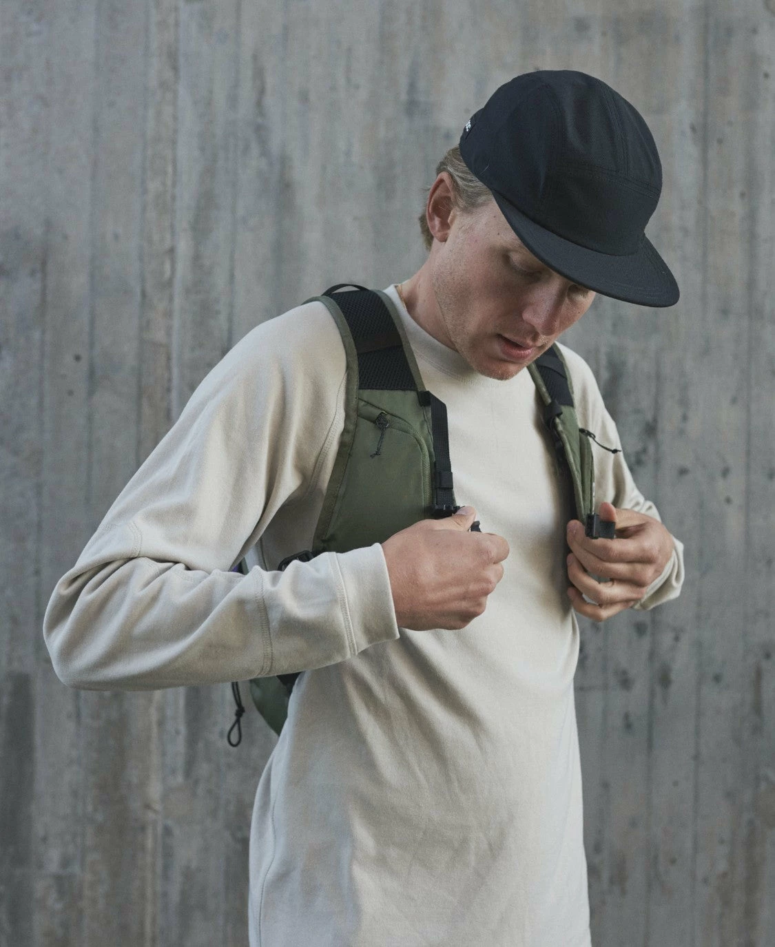 POC Sports Apparel Poise Crew Neck 5 POC Sports Apparel Poise Crew Neck